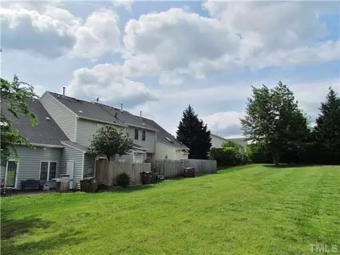 829 S White St, Wake Forest, NC 27587 photo 3