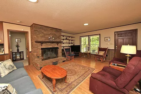 6302 Whitt Rd, Durham, NC 27712 photo 4