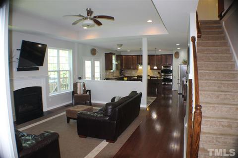 132 Forbes Dr, Wake Forest, NC 27587 photo 3