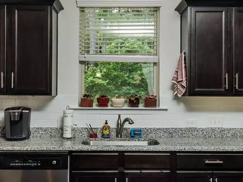 3418 Flat River Dr, Durham, NC 27703 photo 9