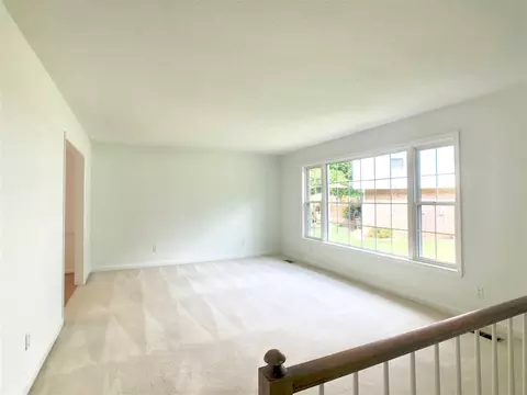 704 Riverton Pl, Cary, NC 27511 photo 2