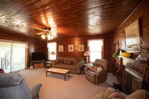 501 S Main St, Broadway, NC 27505 photo 11