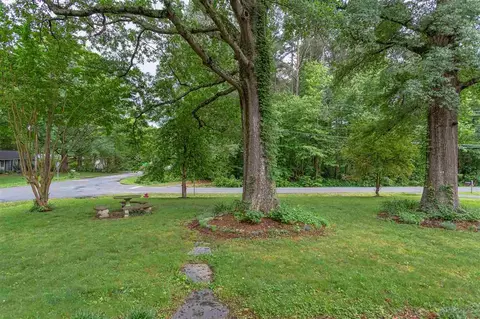 2302 Indian Trl, Durham, NC 27705 photo 6