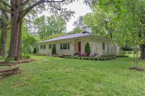 2302 Indian Trl, Durham, NC 27705 photo 2