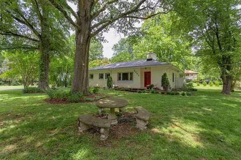 2302 Indian Trl, Durham, NC 27705 photo 1