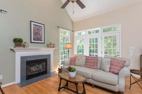 104 Stromer Dr, Cary, NC 27513 photo 3