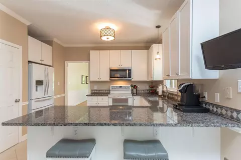 104 Stromer Dr, Cary, NC 27513 photo 9