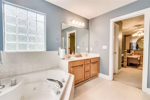 10 Dunnhaven Ct, Durham, NC 27712 photo 24