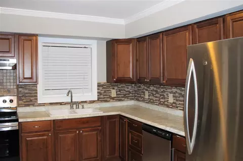 1300 Meadowbrook Dr, Garner, NC 27529 photo 7