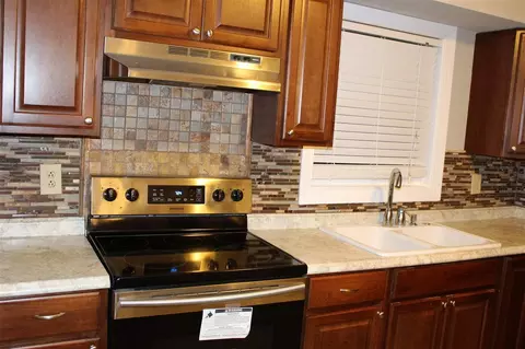 1300 Meadowbrook Dr, Garner, NC 27529 photo 13