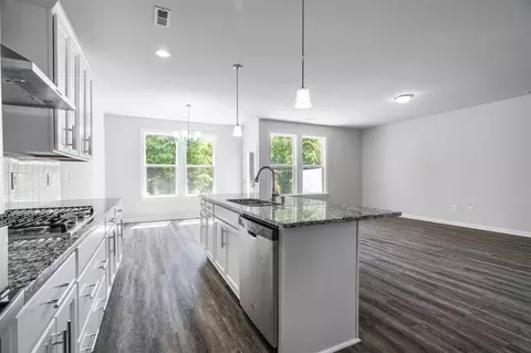 2046 Chipley Dr, Cary, NC 27519 photo 6