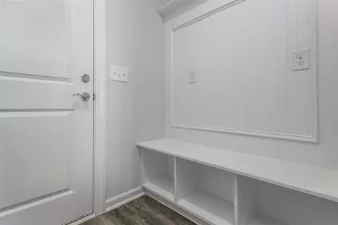 2046 Chipley Dr, Cary, NC 27519 photo 9