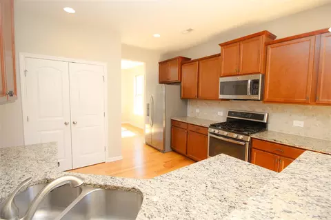 1048 Laredo Ln, Durham, NC 27703 photo 9