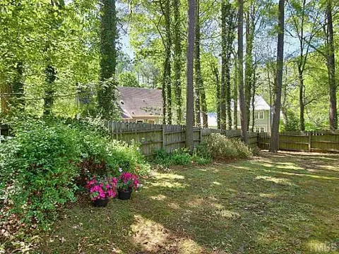 113 Wethersfield Dr, Cary, NC 27513 photo 3