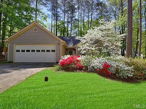113 Wethersfield Dr, Cary, NC 27513 photo 1
