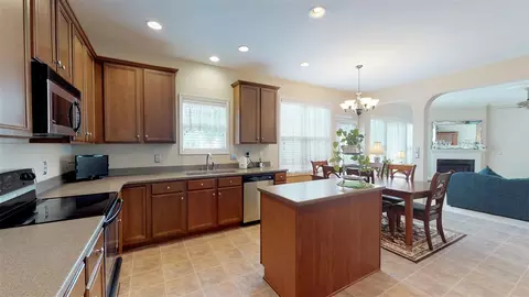 1605 Carnation Dr, Durham, NC 27703 photo 8