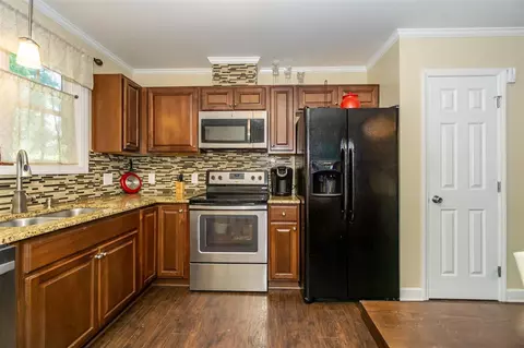 2804 Omah St, Durham, NC 27705 photo 4
