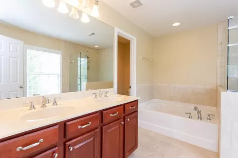 552 Front Ridge Dr, Cary, NC 27519 photo 15