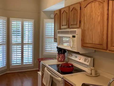 1 Kingsmount Ct, Durham, NC 27713 photo 6