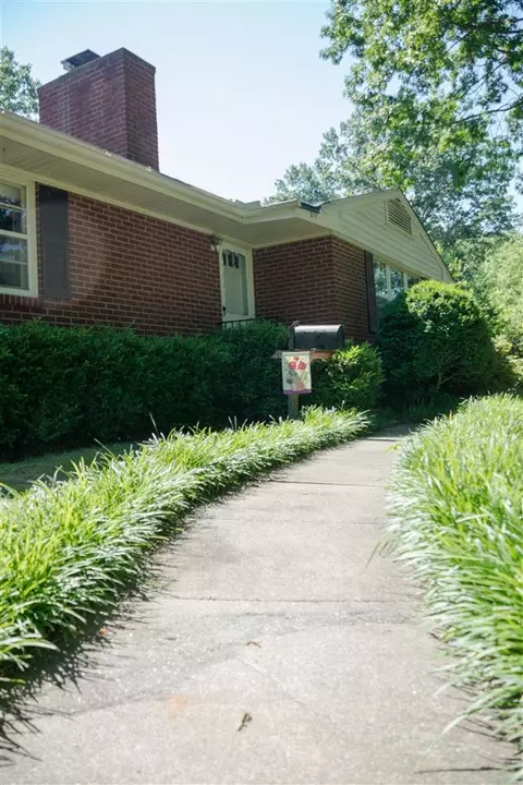 833 Ralph Dr, Cary, NC 27511 photo 2