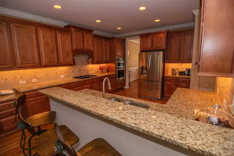 414 Allenhurst Pl, Cary, NC 27518 photo 12