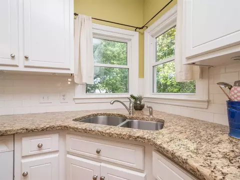 4 Danesfield Ct, Durham, NC 27707 photo 9
