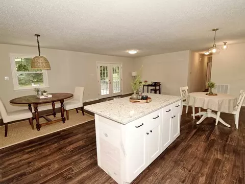 336 Smith Dr, Durham, NC 27712 photo 6