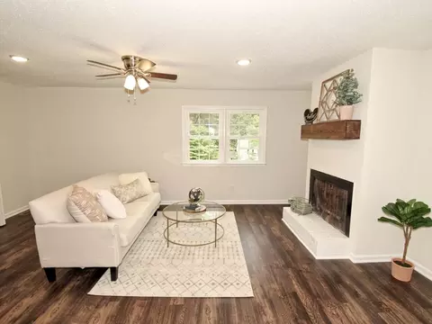336 Smith Dr, Durham, NC 27712 photo 7