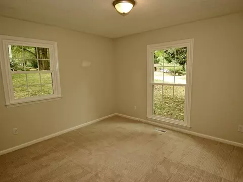 336 Smith Dr, Durham, NC 27712 photo 15