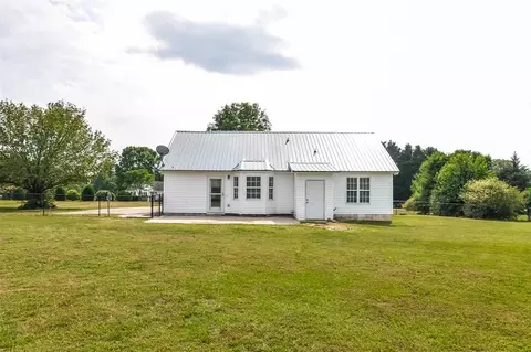 105 Topeka Ln, Willow Spring, NC 27592 photo 5