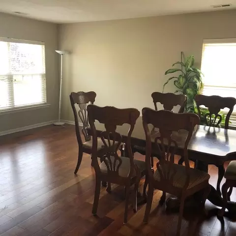 406 Ashburn Ln, Durham, NC 27703 photo 5