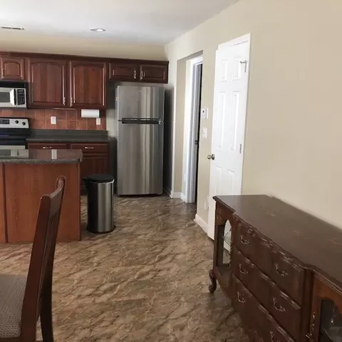 406 Ashburn Ln, Durham, NC 27703 photo 8