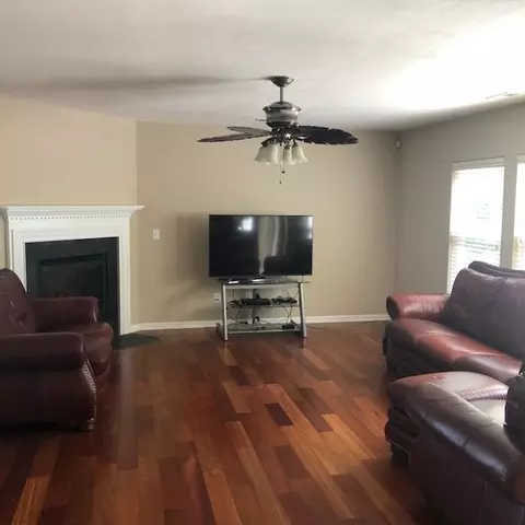 406 Ashburn Ln, Durham, NC 27703 photo 7
