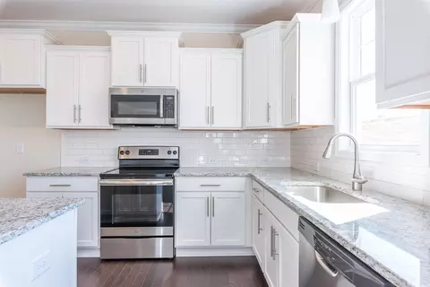377 Grey Hawk Dr, Garner, NC 27529 photo 7
