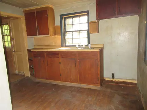 1134 Thompson Rd, Durham, NC 27704 photo 9