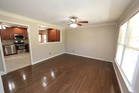 204 Maple Dr, Erwin, NC 28339 photo 3