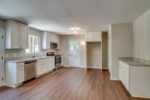 233 E Cornwall Rd, Cary, NC 27511 photo 8