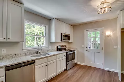 233 E Cornwall Rd, Cary, NC 27511 photo 9