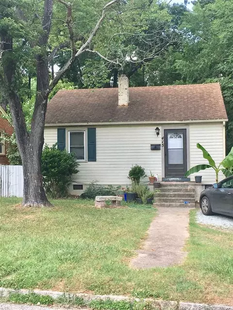 415 E Hammond St, Durham, NC 27704 photo 3