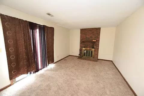 1606 Rowemont Dr, Durham, NC 27705 photo 3