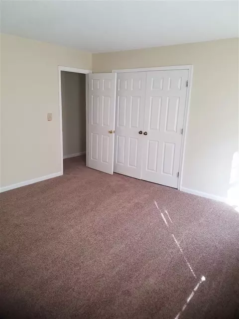 1606 Rowemont Dr, Durham, NC 27705 photo 7