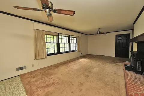 828 E Chatham St, Cary, NC 27511 photo 7