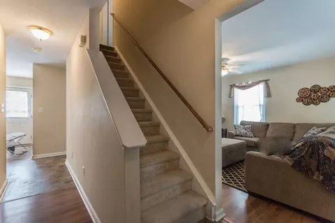 211 Gladstone Dr, Durham, NC 27703 photo 7