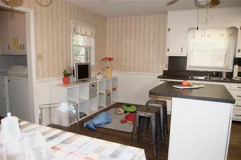 309 Hugo St, Durham, NC 27704 photo 9