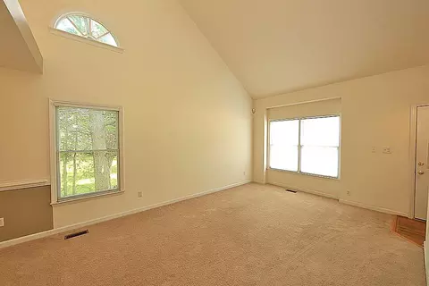 6 Tippecanoe Ct, Durham, NC 27713 photo 2