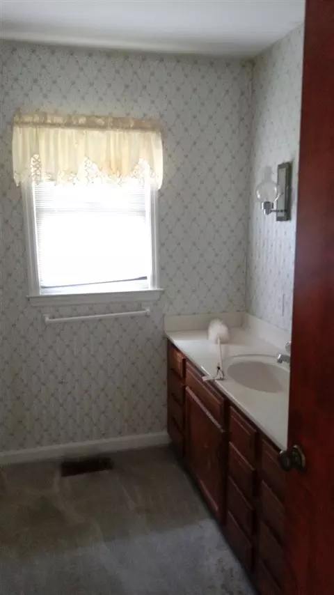 404 E K St, Erwin, NC 28339 photo 12