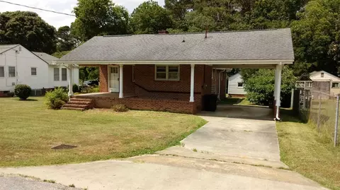 404 E K St, Erwin, NC 28339 photo 1