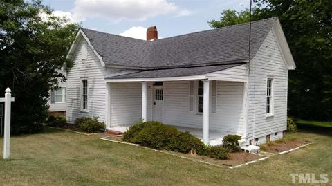 105 N 13th St, Erwin, NC 28339 photo 1