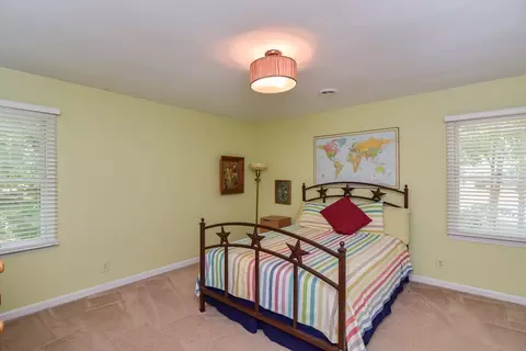 6225 Summerfield Dr, Durham, NC 27712 photo 11