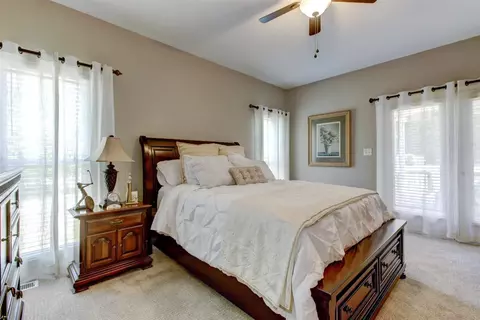 206 Bradley Dr, Benson, NC 27504 photo 14